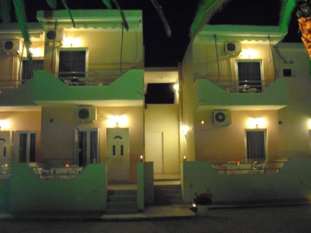 Апарт отель Casa Al Mare Кандия Экстерьер фото